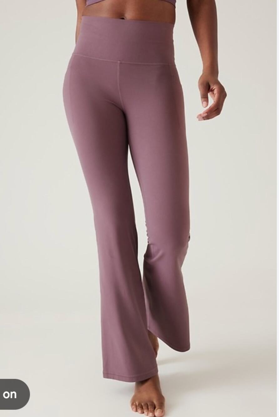 Athleta Salutation Stash Flare Leggings High Rise Damask Mauve Purple Small